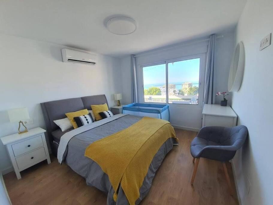 Beautiful Sea Views Cozy Apartment 350 M From Beach 贝纳尔马德纳 外观 照片