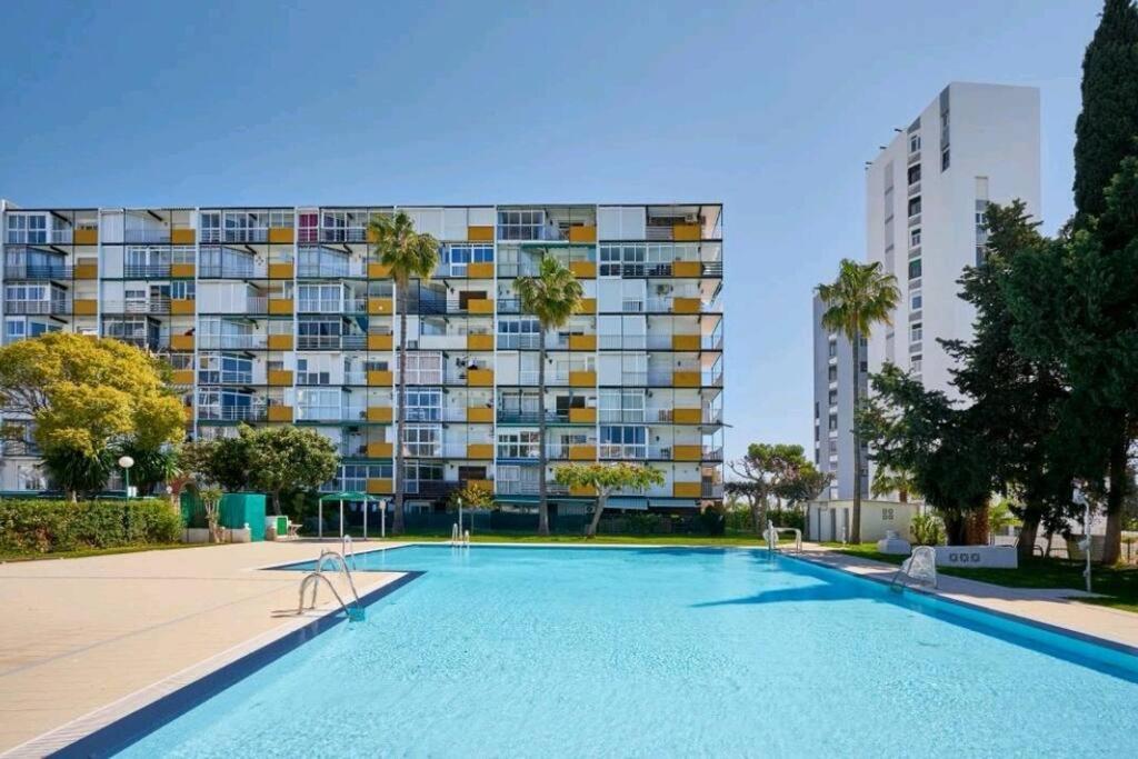 Beautiful Sea Views Cozy Apartment 350 M From Beach 贝纳尔马德纳 外观 照片